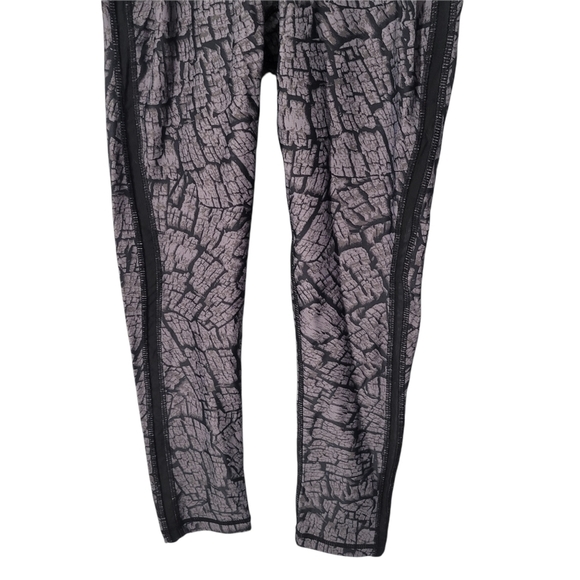 Human Performance Engineering HPE Carbon Oak Curve 3/4 Capri Leggings - Picture 3 of 11